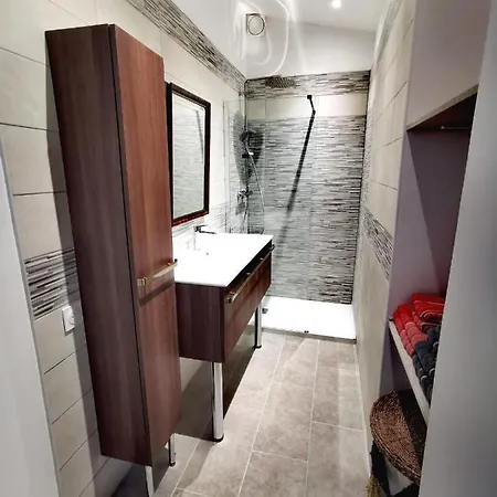 Dom wakacyjny Inde Noi - Maison De Village Proche Commodites *
